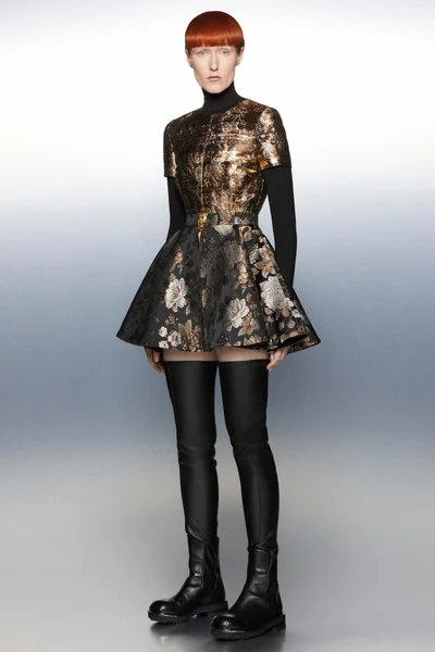 Look 4